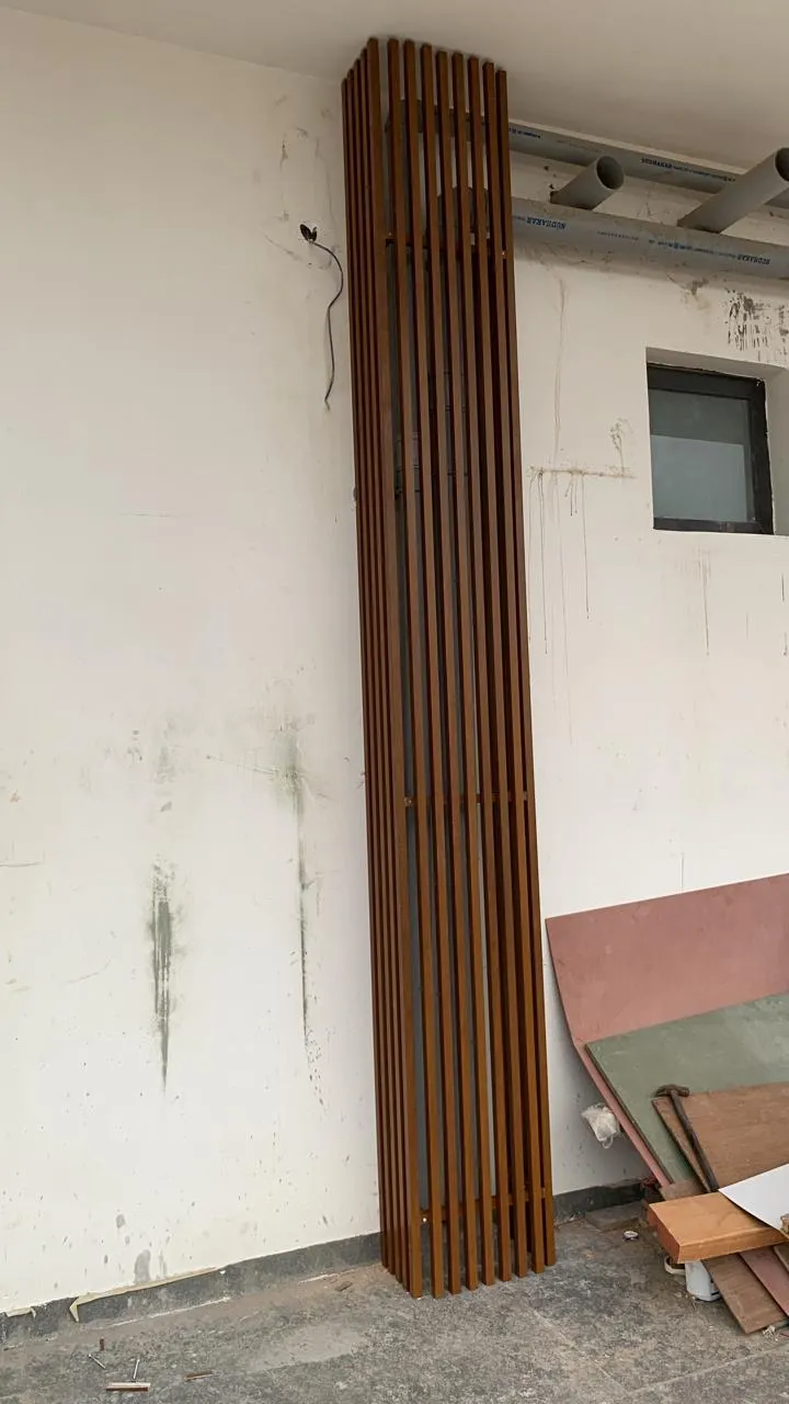 Commercial building duct shaft Z louvers